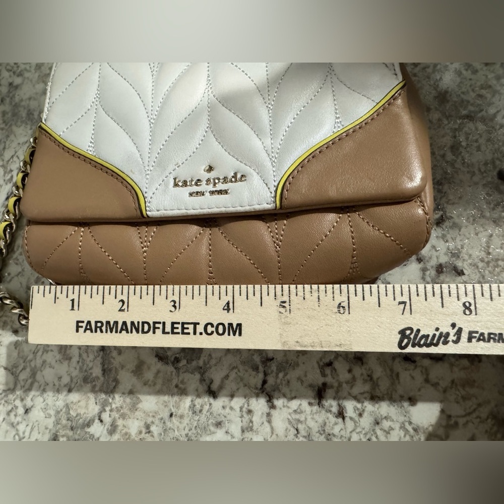 Kate Spade Mini Emelyn Briar Lane Quilted Crossbody bag White Dove multi - Picture 4 of 10